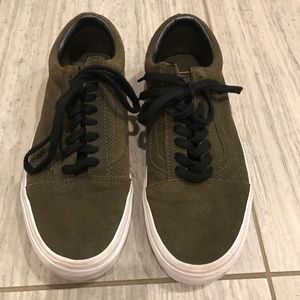 Army green low top van sneakers